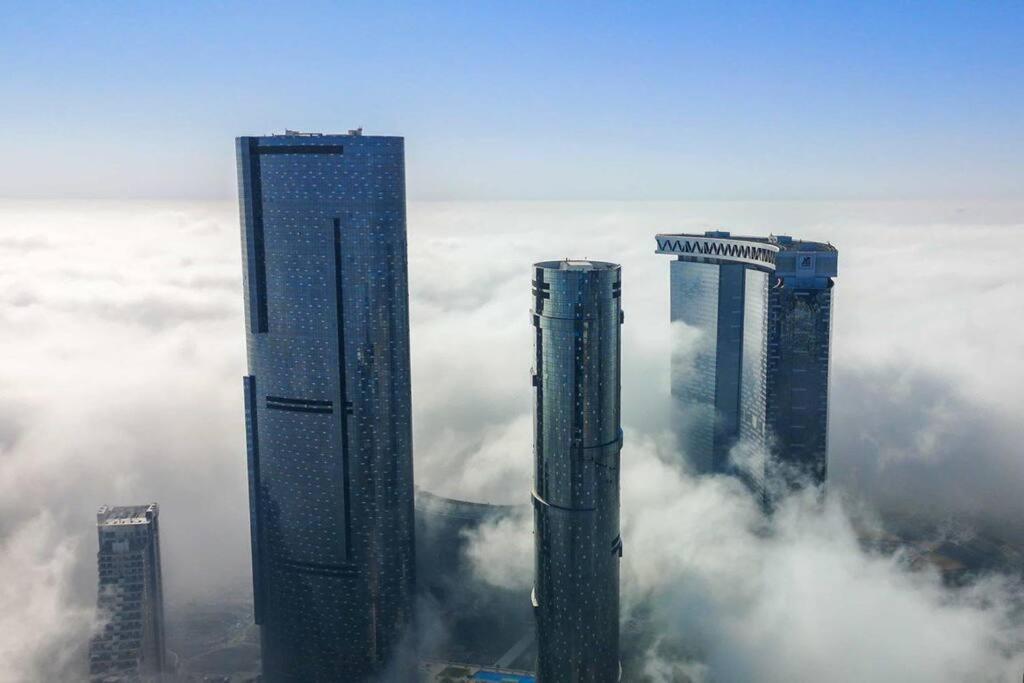 Cozy 1Br In Iconic Tower Apartment Abu Dhabi Bagian luar foto