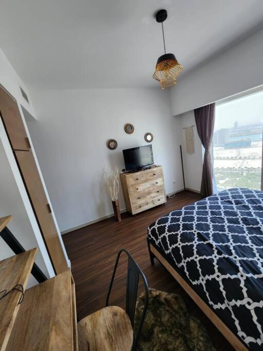 Cozy 1Br In Iconic Tower Apartment Abu Dhabi Bagian luar foto